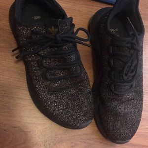 Meet your Posher, Kelena